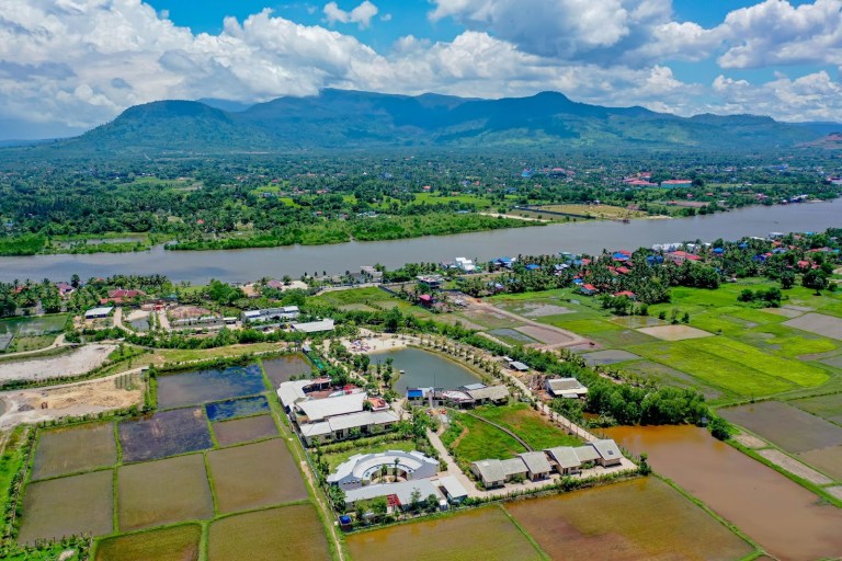 Komsan Resort
